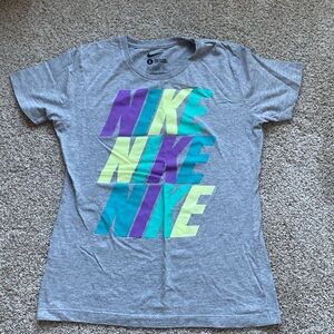 Womans Nike slim fit logo tee